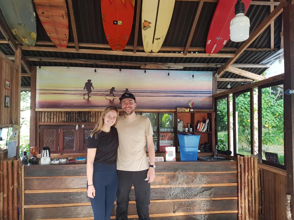 Amban Beach House Manokwari Eksteriør bilde
